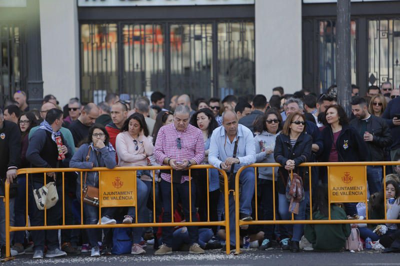 Búscate en la mascletà del 2 de marzo