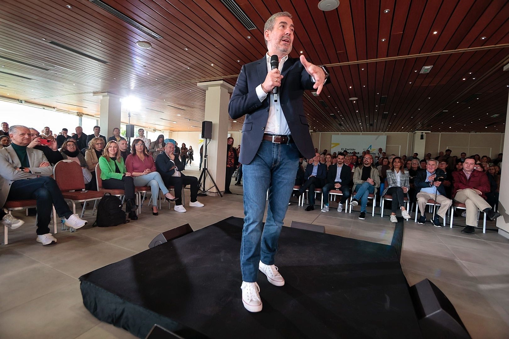 Presentación de Fernando Clavijo como candidato a la Presidencia del Gobierno de Canarias.