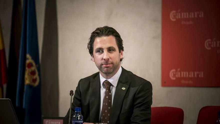 Roberto Fernández Llera, ayer, en la Cámara de Comercio de Oviedo.