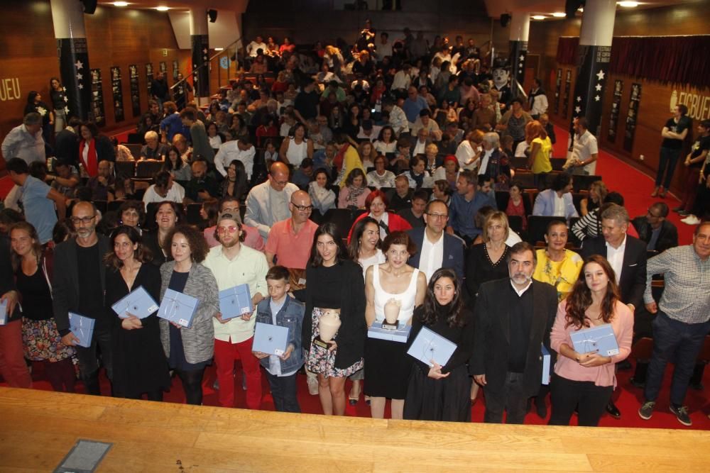 El festival entregó el primer Premio honorífico a la actriz madrileña Nieve de Medina y de Cine Galego, al vigués "Morris".