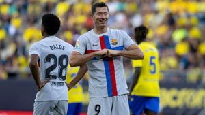 Lewandowski celebrando el segundo gol ante el Cádiz