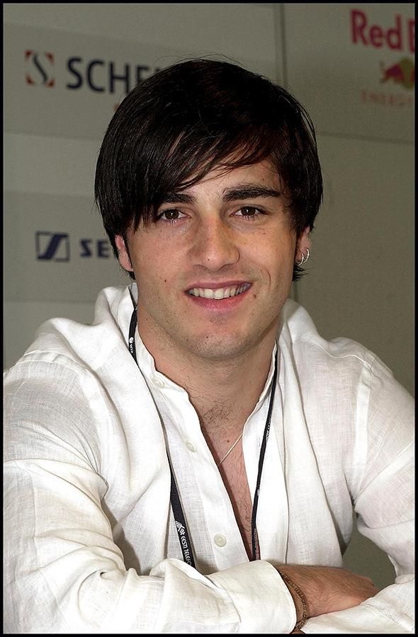 David Bustamante en 2002