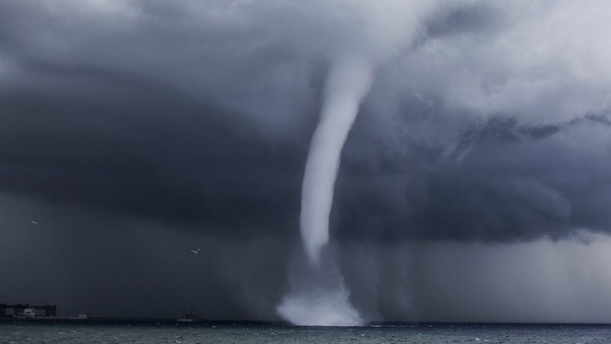 Los tornados aumentan en el Mediterráneo al calentarse sus aguas