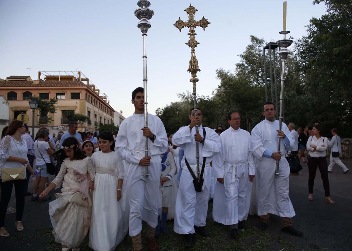 El Corpus recorre las inmediaciones de la Mezquita-Catedral