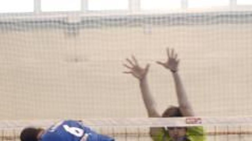 L'Illa Grau cae en su feudo ante un rival directo