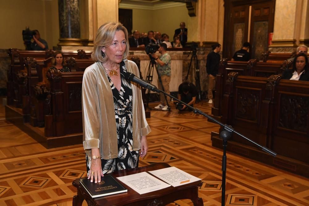 Inés Rey ya es nueva alcaldesa de A Coruña