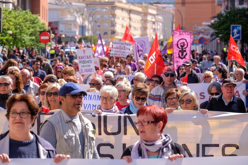 La manifestación del Primero de Mayo saca a la calle a 3.000 personas en Elche