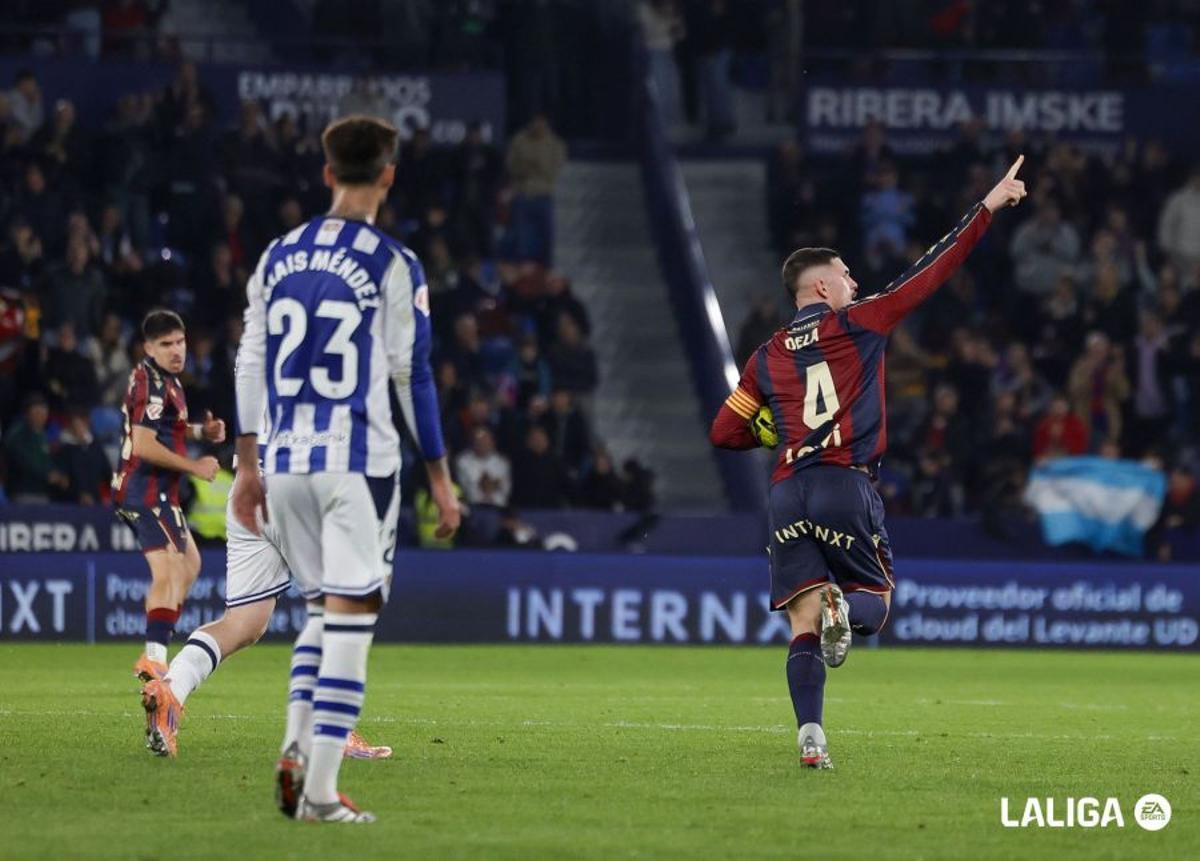 Dela celebra el ansiado gol del empate