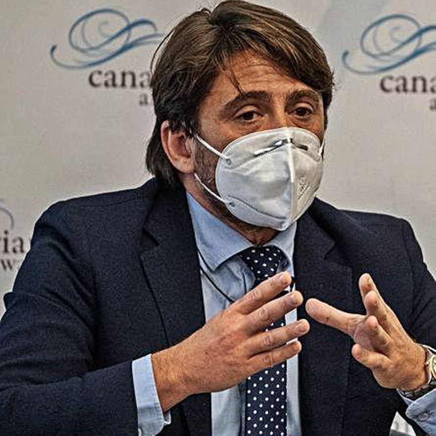 Jorge Marichal, presidente de Canarian Airways. Jorge Marichal es administrador mancomunado de Lattitude Hub y presidente de Canarian Airways, la marca comercial de la aerolínea canaria. El también presidente de la Asociación Hotelera y Extrahotelera de Tenerife, La Palma, La Gomera y El Hierro (Ashotel), y desde diciembre de 2019 presidente de la patronal hotelera nacional, es el principal valedor de este proyecto. Marichal insiste desde 2013 en la necesidad de crear una compañía aérea canaria, que debía contar con apoyo público, para reducir la dependencia que el sector turístico de las Islas tiene hacia empresas extranjeras en la conectividad.