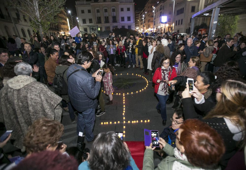 Alicante se manifiesta contra la violencia machista.