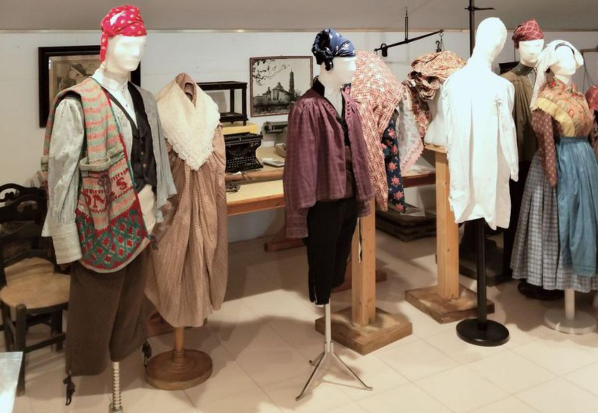 Exposición ‘Vestir el museo’.  | SERVICIO ESPECIAL