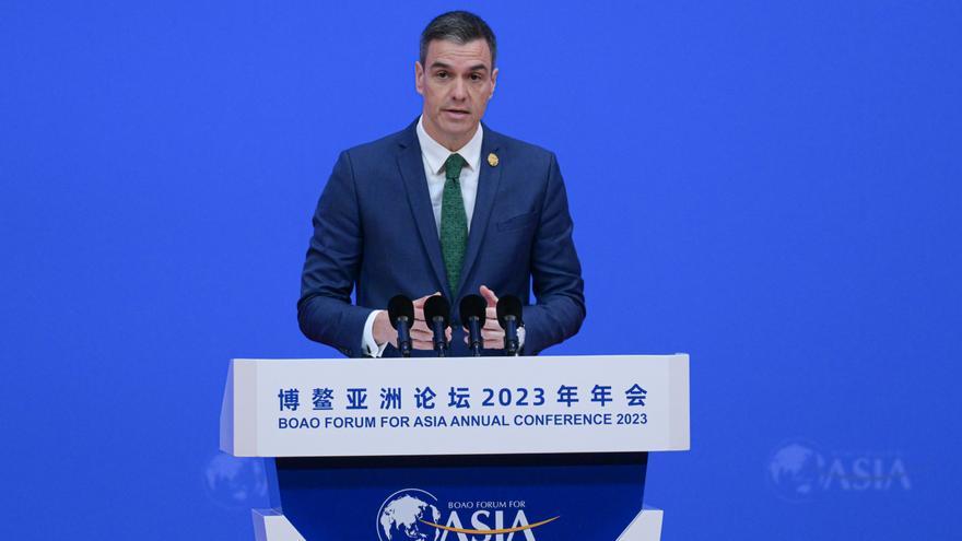 Rueda de prensa posterior a la visita de Sánchez a China