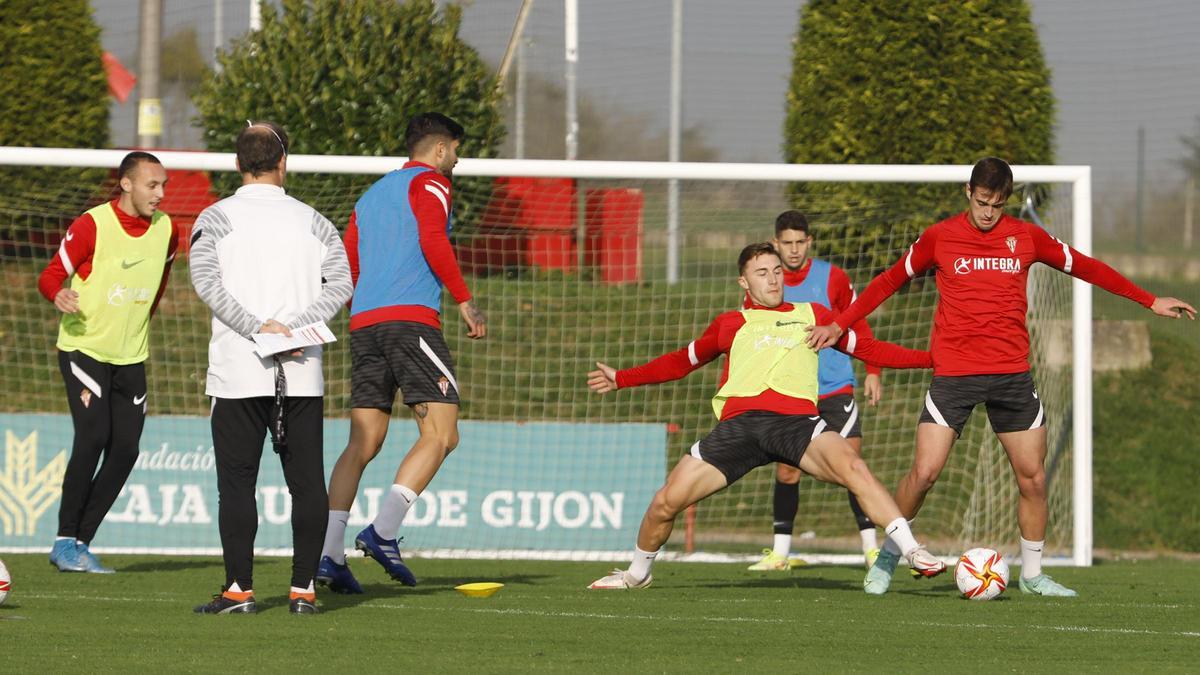 Un entrenamiento del Sporting.