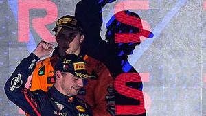 Un Verstappen voraç rebenta el Mundial i Sainz torna al podi