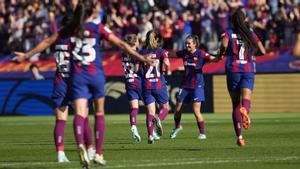 El Barça femenino, en un partido en el Estadio Olímpico Lluís Companys