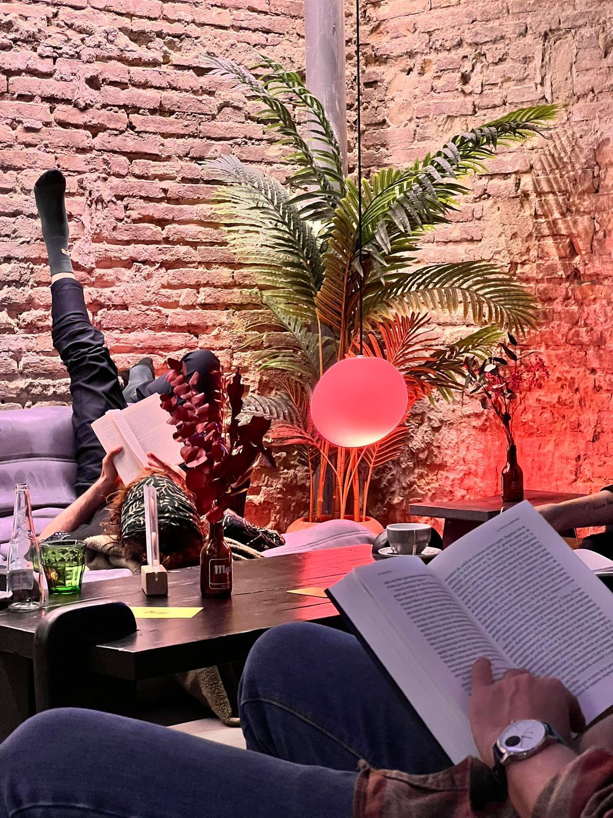 Uno de los eventos de ocio sin móviles del 'Offline Club'