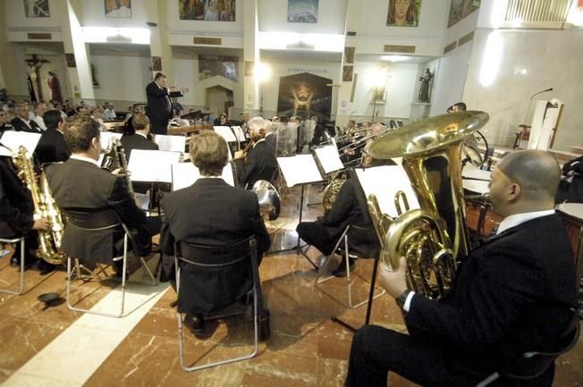 HOMENAJE A MARA GONZALEZ EN LA PLAZA DEL PILAR