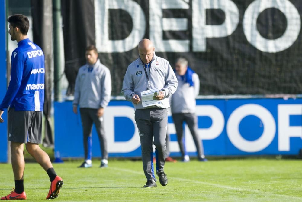 Luis César programó una sesión a puerta cerrada en las instalaciones de Abegondo.