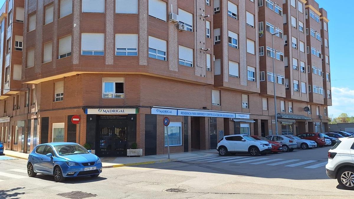 Imagen de la residencia Madrigal (antes residencia Sant Llorenç) de Vila-real, que ahora tiene que cerrar sus puertas.