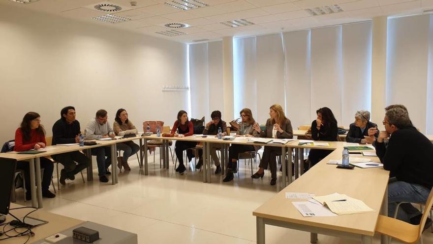 En la imagen superior, un momento de la II Jornada para el Impulso de la Educación Superior, que se celebró el pasado curso como parte de este proyecto de la Universidad de Málaga.