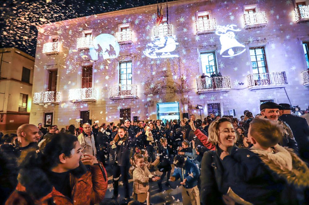 Blanca y luminosa Navidad en Orihuela