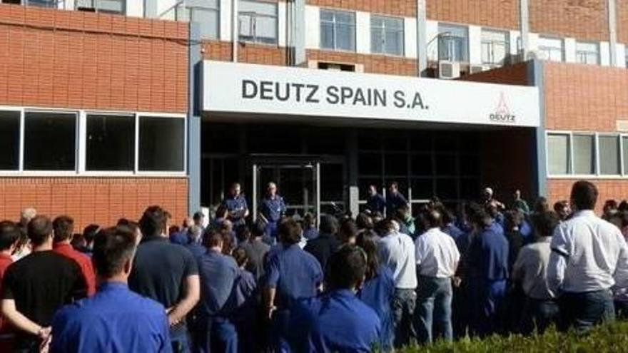 Los trabajadores de la Deutz Spain reanudan hoy su actividad en el turno de tarde