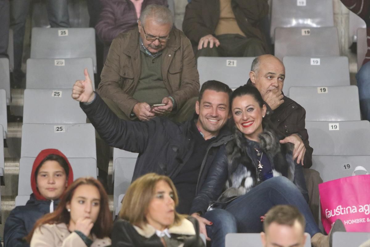 FOTOGALERÍA // El ambiente de la grada en el Córdoba-Osasuna