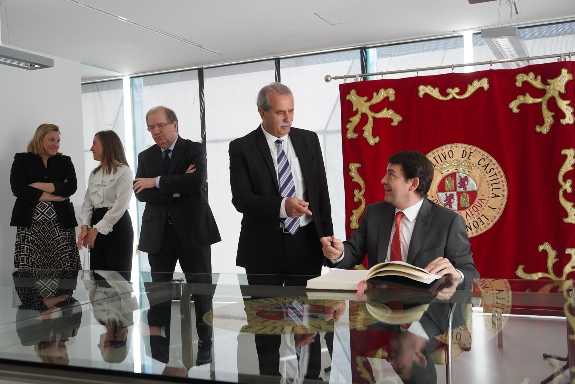GALERÍA | Mañueco visita Zamora para presentar la memoria del Consejo Consultivo.