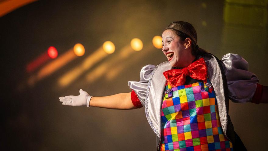 Chaladas abre el sábado el maratón del Carnaval con motivo del 30 aniversario de Tras Con Tras