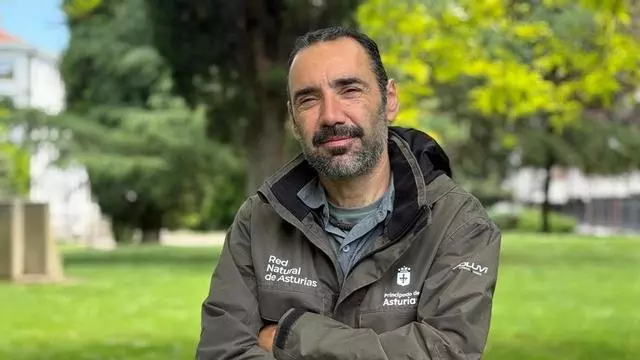 El Fernando Alonso que pilota el Parque Natural de Somiedo: "Recibimos ecoturistas de todo el mundo El Fernando Alonso que pilota el Parque Natural de Somiedo: "Recibimos ecoturistas de todo el mundo que se sorprenden al ver osos con vacas pastando"