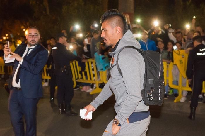 28-02-2018 LAS PALMAS DE GRAN CANARIA. Llegada del FC Barcelona al Hotel Santa Catalina. Fotógrafo: ANDRES CRUZ