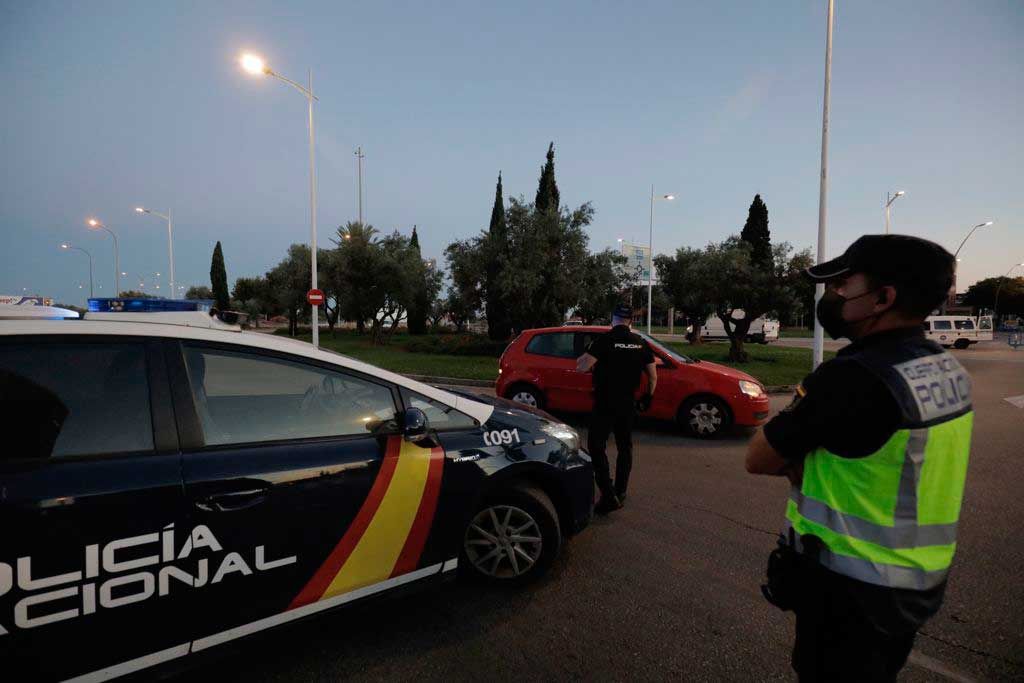 Ofensiva contra el botellón en Son Castelló