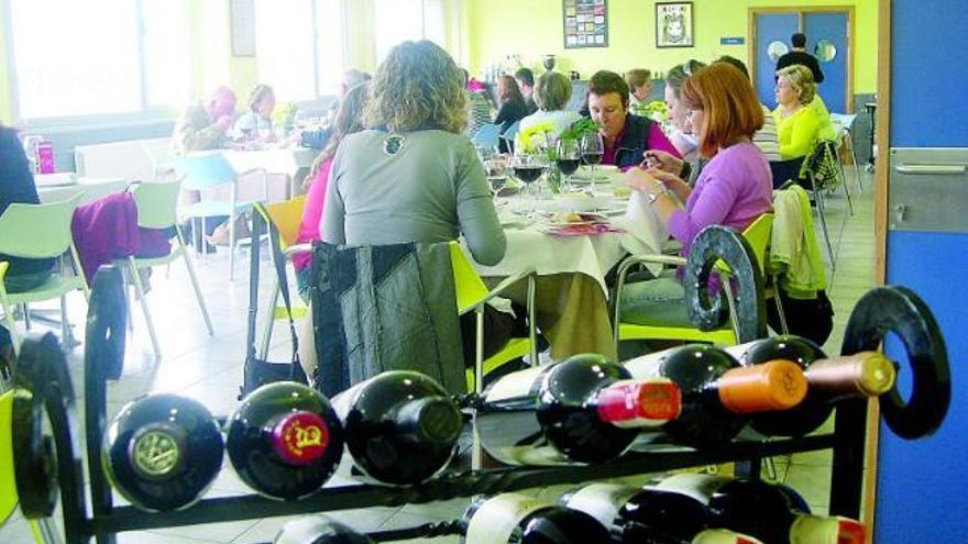 La gastronomía gitana cerró las IV Jornadas interculturales de Llanes