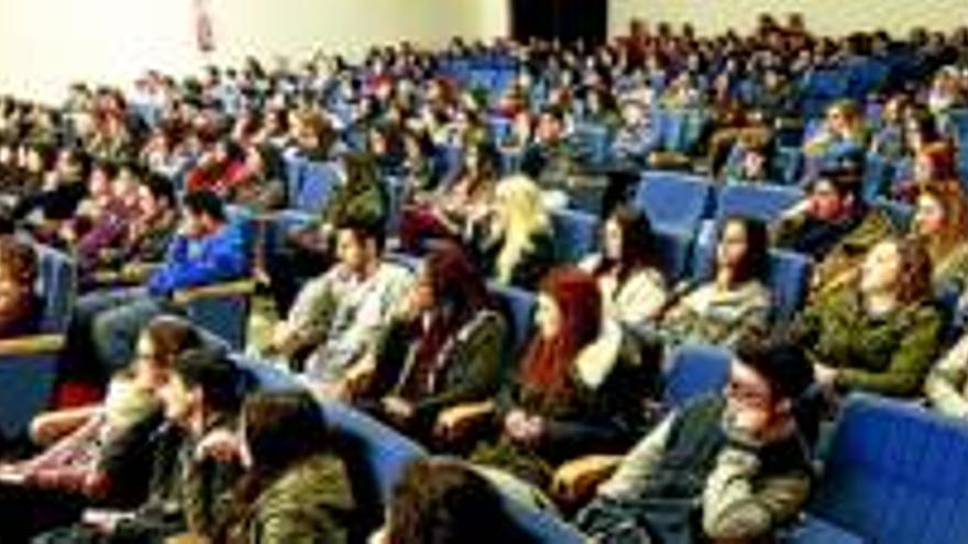 Más de 600 escolares se citan en las actividades de las Olimpiadas de Mundo Clásico