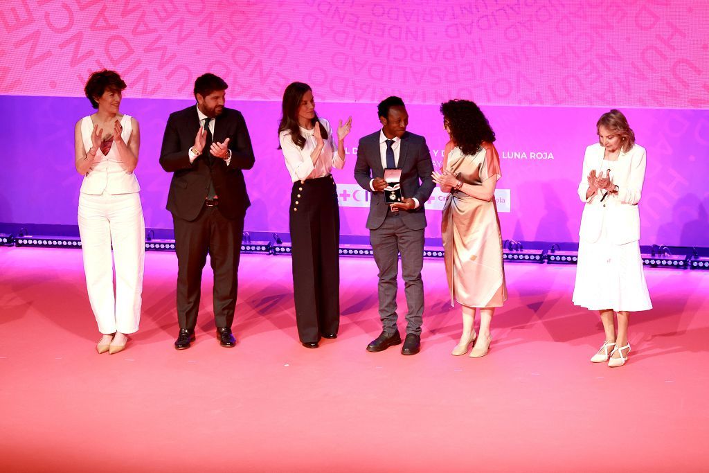 Las imágenes de la reina Letizia en el acto en Murcia por el Día Mundial de la Cruz Roja