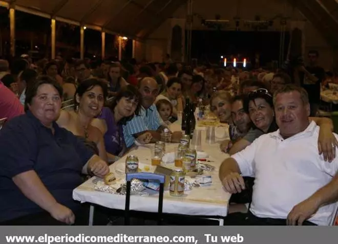 CENA DE ´PA I PORTA´ EN LAS FIESTAS DE BORRIOL