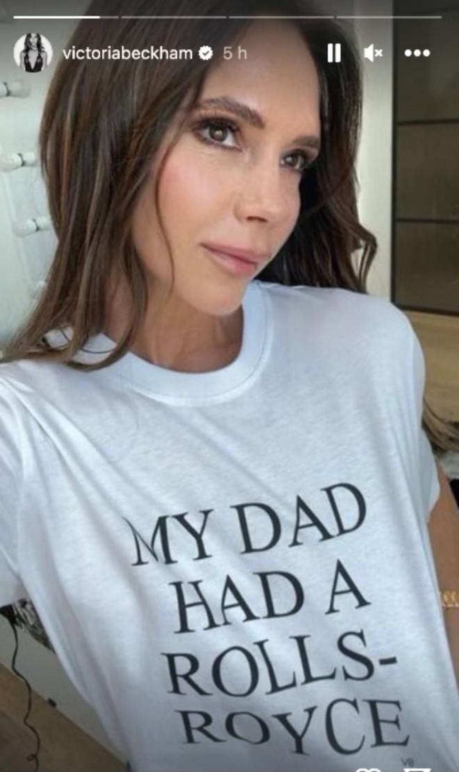 Victoria Beckham con su nueva camiseta viral