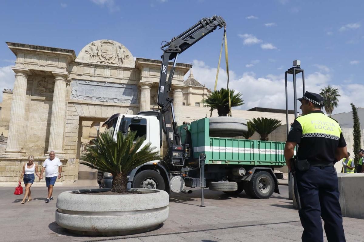 Fotogalería / Bolardos para el puente Romano