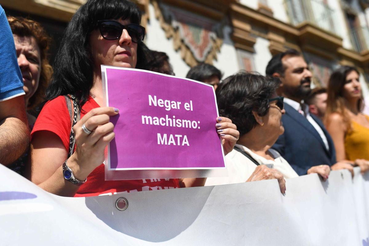 Imagen de una concentración contra la violencia de género