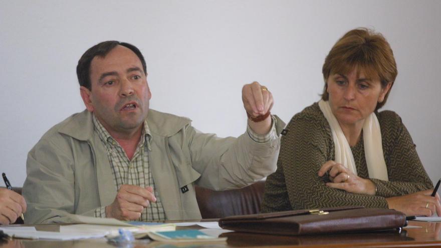 Pere Ribas, en 2001 en el Ayuntamiento de Sant Josep