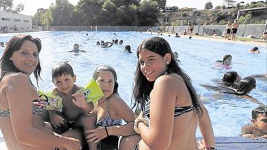 La piscina del Termet continuará abierta hasta el 11 de septiembre