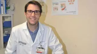 Miquel Armengot, dermatólogo del Hospital General de Castellón: "La incidencia del melanoma aumentó un 40% en cinco años"