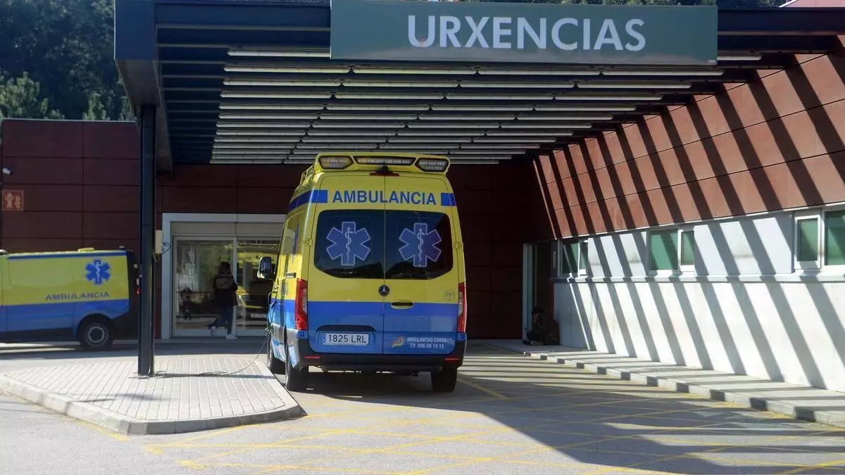 Un cruce indebido se salda con una herida grave en Vilagarcía