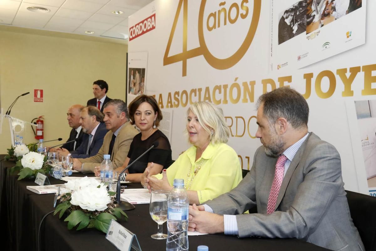 Fotogalería / Presentación del libro '40 años de la Asociación de Joyeros de Córdoba'