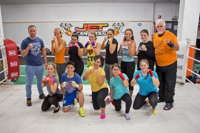 Deporte Base. Reportaje de boxeo al Jet Canarias