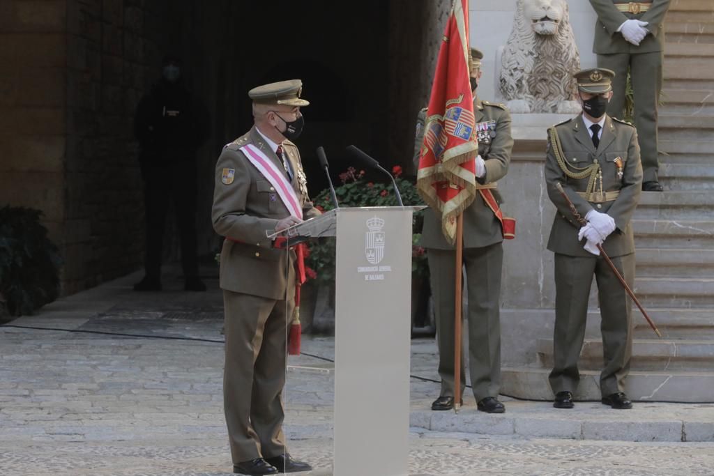 El comandante general de Balears destaca el apoyo del Ejército al "transporte, custodia y distribución de las vacunas"