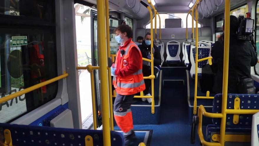 Reparto de mascarillas en Badajoz