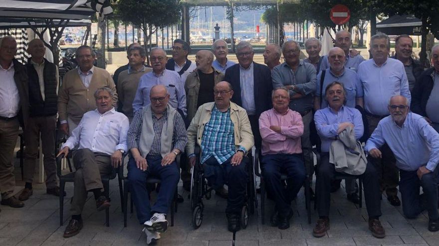 Hoy, un 2x1: promociones del 68 y 69 de los jesuitas en culinario convivio