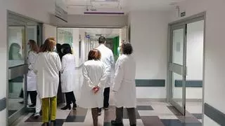 Uno de cada cuatro médicos españoles sufre desgaste profesional en un sistema que es "una fábrica de agotamiento"