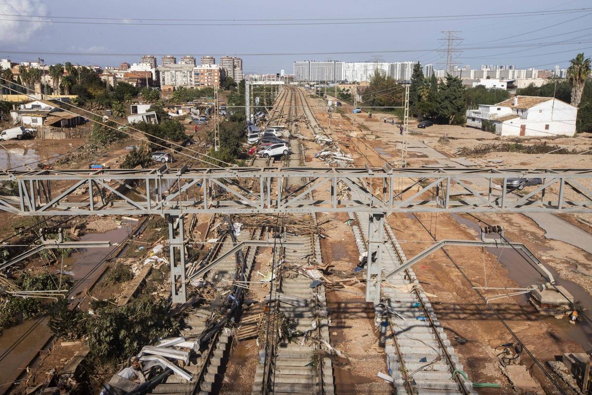 Imágenes del caos y la destrucción provocados por la barrancada del Poyo el 29-O.
